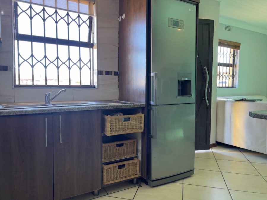 3 Bedroom Property for Sale in Hillcrest Heights Western Cape